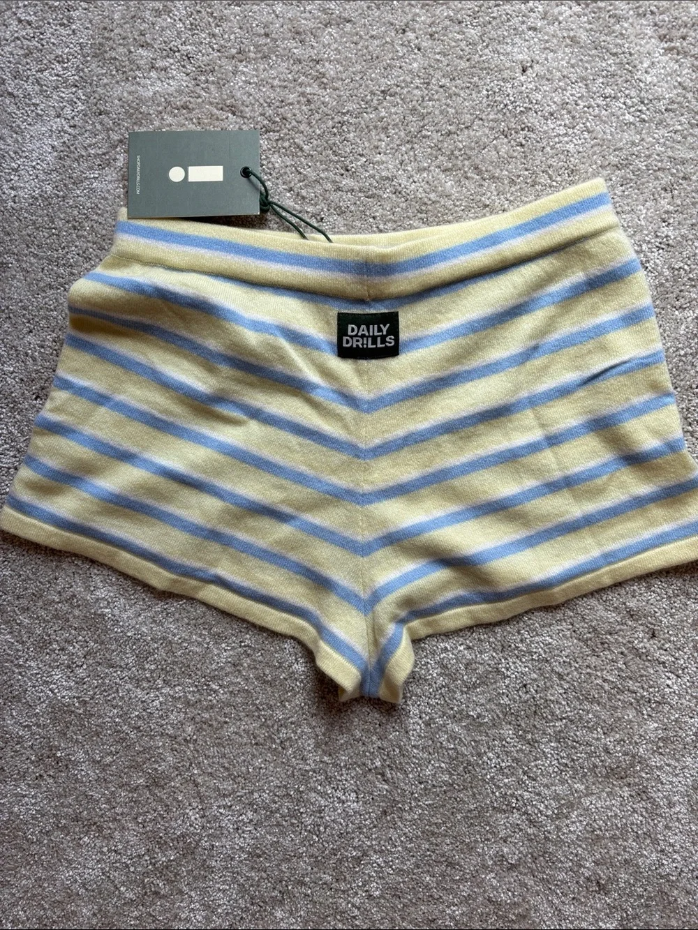NWT Daily Drills Cashmere Micro Shorts - Picture 2 of 3